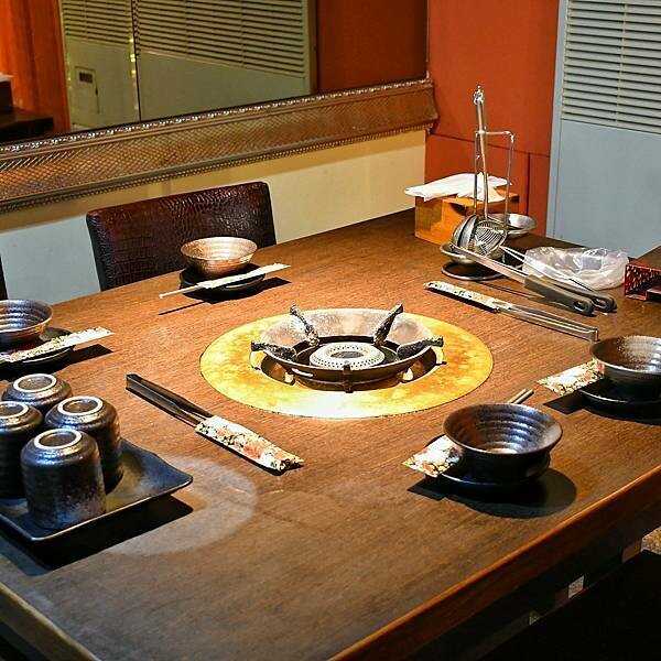 【桃園龜山】舞之椒頂級麻辣鴛鴦鍋 | 手工炒製麻辣鍋底,鍋底無限續加,精選優質食材,林口精緻麻辣鍋,林口長庚美食,老饕必吃餐廳,寵物友善餐廳