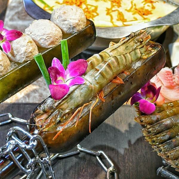 【桃園龜山】舞之椒頂級麻辣鴛鴦鍋 | 手工炒製麻辣鍋底,鍋底無限續加,精選優質食材,林口精緻麻辣鍋,林口長庚美食,老饕必吃餐廳,寵物友善餐廳