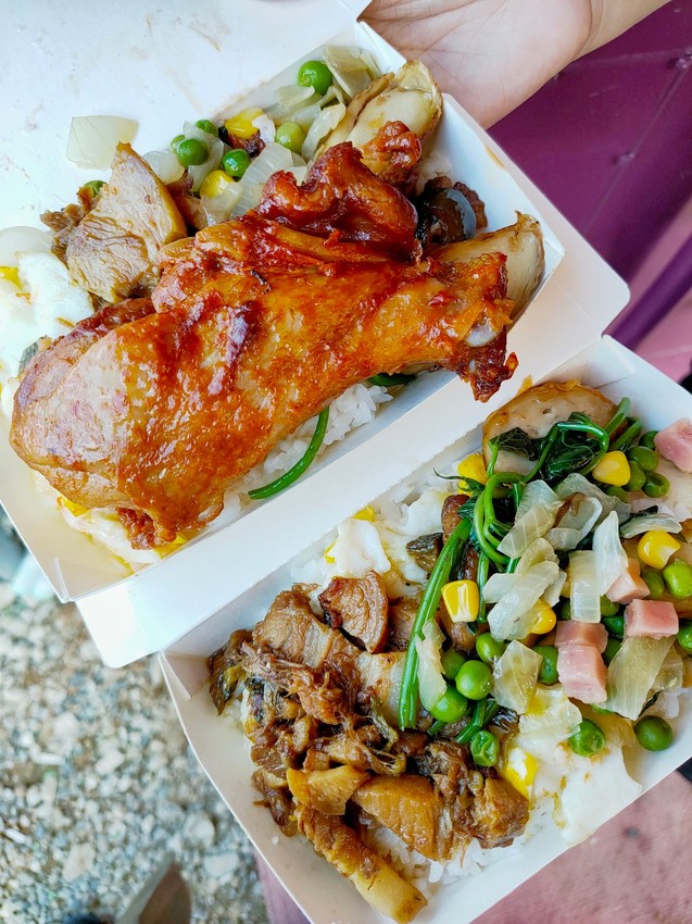 桃園大園美食-無名貨櫃早午餐-50元雞腿便當太佛心,圓夢老人在大園 @民宿女王芽月-美食.旅遊.全台趴趴走
