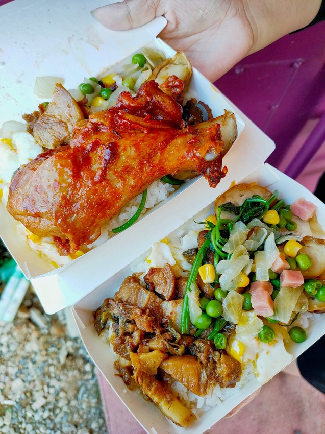 桃園大園美食-無名貨櫃早午餐-50元雞腿便當太佛心,圓夢老人在大園 @民宿女王芽月-美食.旅遊.全台趴趴走