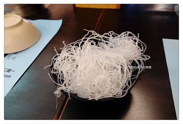 鍋饕精緻涮涮鍋 大直店 ~ 超大盤雪花黑牛❤️吃的好過癮 - 捷運大直站