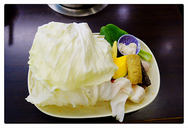 鍋饕精緻涮涮鍋 大直店 ~ 超大盤雪花黑牛❤️吃的好過癮 - 捷運大直站