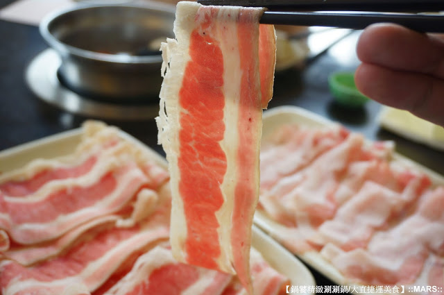 【台北】鍋饕涮涮鍋 /大直捷運美食．重量級安格斯雪花黑牛鍋/蛤蜊鍋．品嚐體驗。