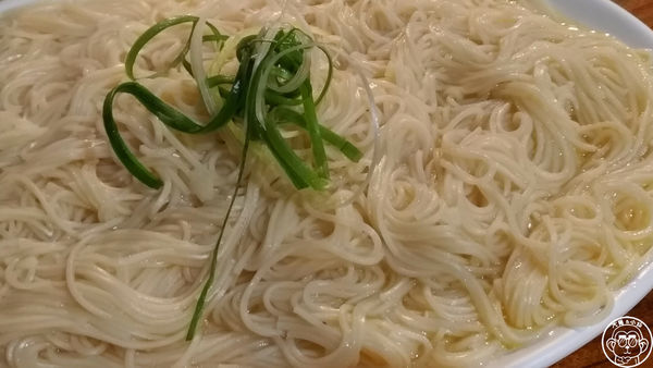 車庫羊肉爐:呷飽祙【台北中山・車庫羊肉爐】電話霹靂難打的無招牌巷弄美食 車庫羊肉爐:呷飽祙【台北中山・車庫羊肉爐】電話霹靂難打的無招牌巷弄美食