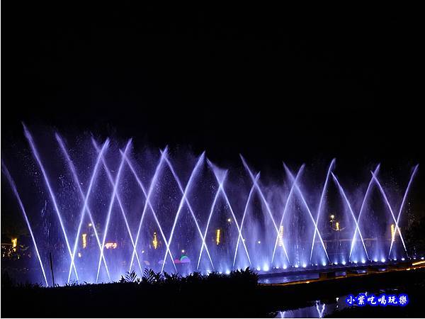 DSC09894慈湖3D水舞秀11.jpg