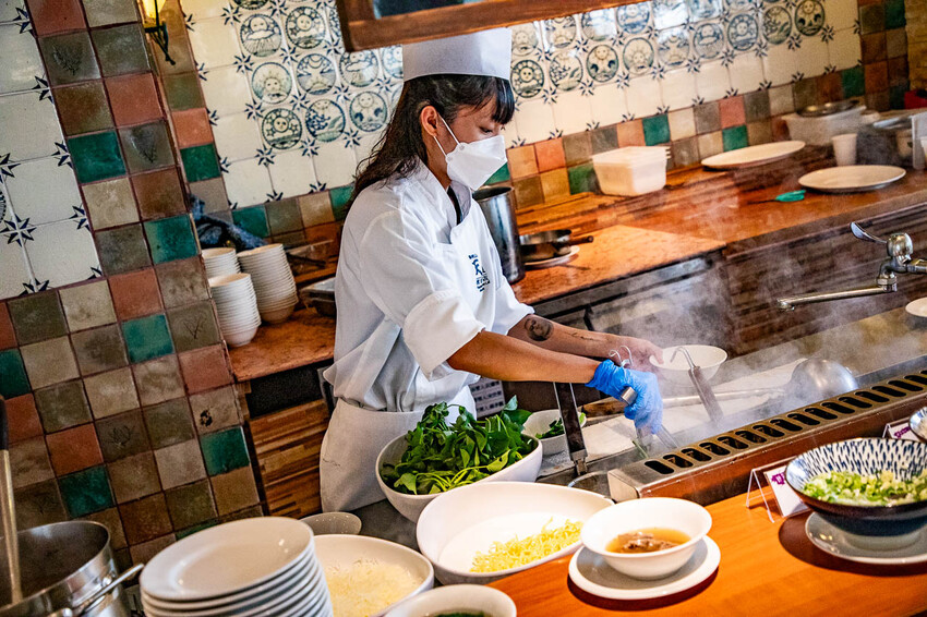 新北市金山區陽明山天籟渡假酒店|史上最強一泊8食,入住從早吃到晚!暢遊北台灣最大溫泉水樂園