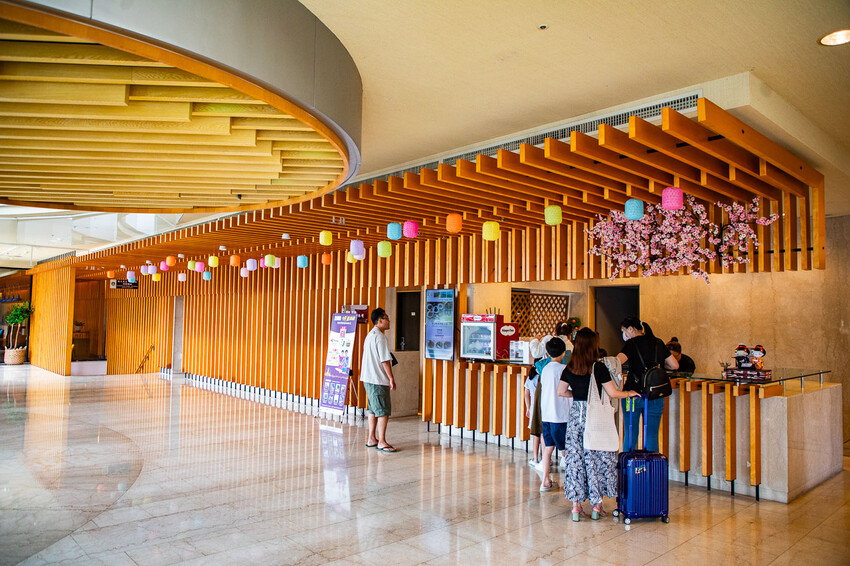 新北市金山區陽明山天籟渡假酒店|史上最強一泊8食,入住從早吃到晚!暢遊北台灣最大溫泉水樂園