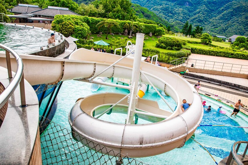 新北市金山區陽明山天籟渡假酒店|史上最強一泊8食,入住從早吃到晚!暢遊北台灣最大溫泉水樂園