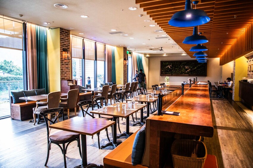 新北市金山區陽明山天籟渡假酒店|史上最強一泊8食,入住從早吃到晚!暢遊北台灣最大溫泉水樂園