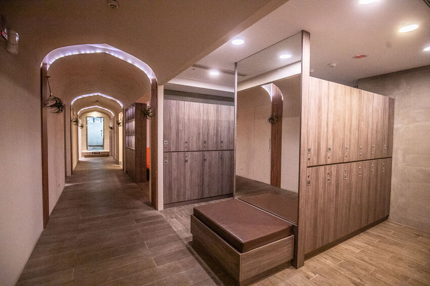 新北市金山區陽明山天籟渡假酒店|史上最強一泊8食,入住從早吃到晚!暢遊北台灣最大溫泉水樂園