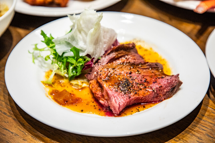 新北市金山區陽明山天籟渡假酒店|史上最強一泊8食,入住從早吃到晚!暢遊北台灣最大溫泉水樂園