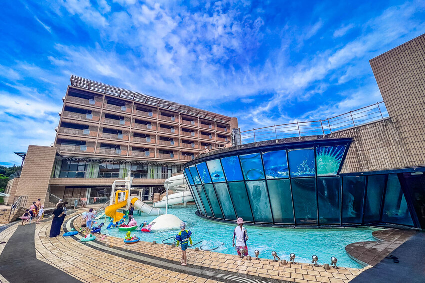新北市金山區陽明山天籟渡假酒店|史上最強一泊8食,入住從早吃到晚!暢遊北台灣最大溫泉水樂園