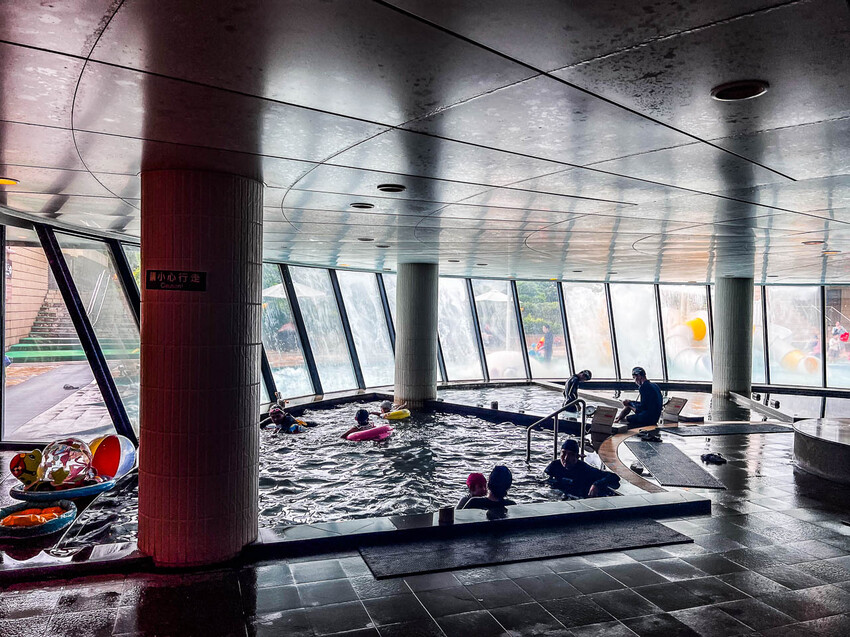 新北市金山區陽明山天籟渡假酒店|史上最強一泊8食,入住從早吃到晚!暢遊北台灣最大溫泉水樂園