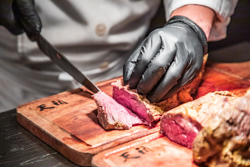 新北市金山區陽明山天籟渡假酒店|史上最強一泊8食,入住從早吃到晚!暢遊北台灣最大溫泉水樂園