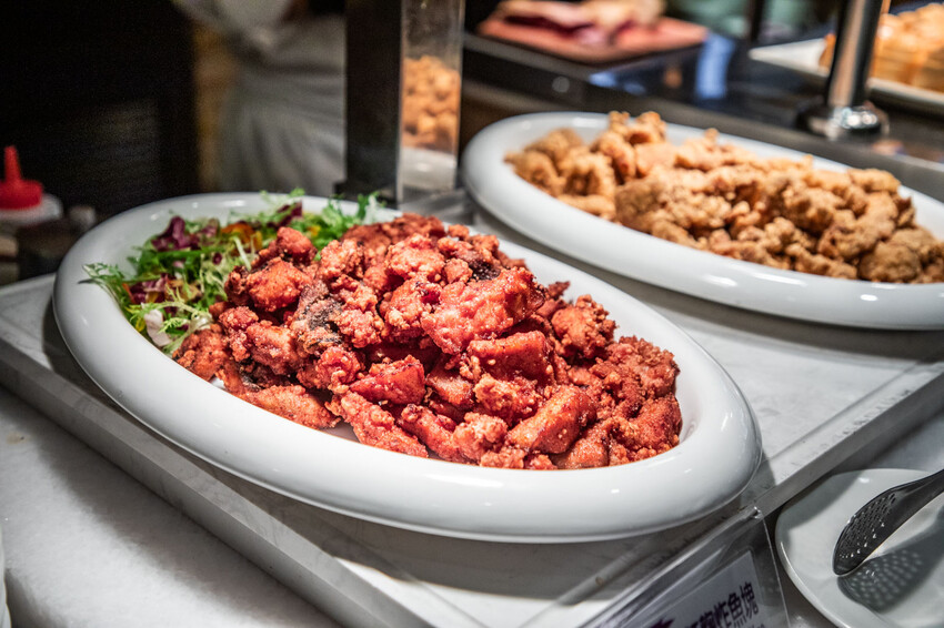 新北市金山區陽明山天籟渡假酒店|史上最強一泊8食,入住從早吃到晚!暢遊北台灣最大溫泉水樂園