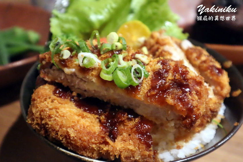 【新北新店】新店新開幕餐廳，雙北第一間牛丁次郎坊就在新店！深夜裡的和魂燒肉丼！內用雞白湯、冬瓜檸檬喝到飽！平價美味的燒肉丼飯！ @猴屁的異想世界