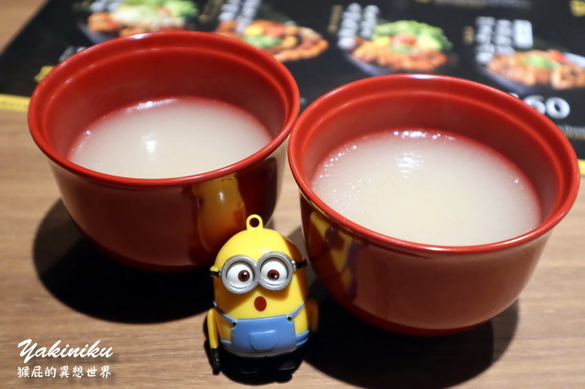 【新北新店】新店新開幕餐廳，雙北第一間牛丁次郎坊就在新店！深夜裡的和魂燒肉丼！內用雞白湯、冬瓜檸檬喝到飽！平價美味的燒肉丼飯！ @猴屁的異想世界