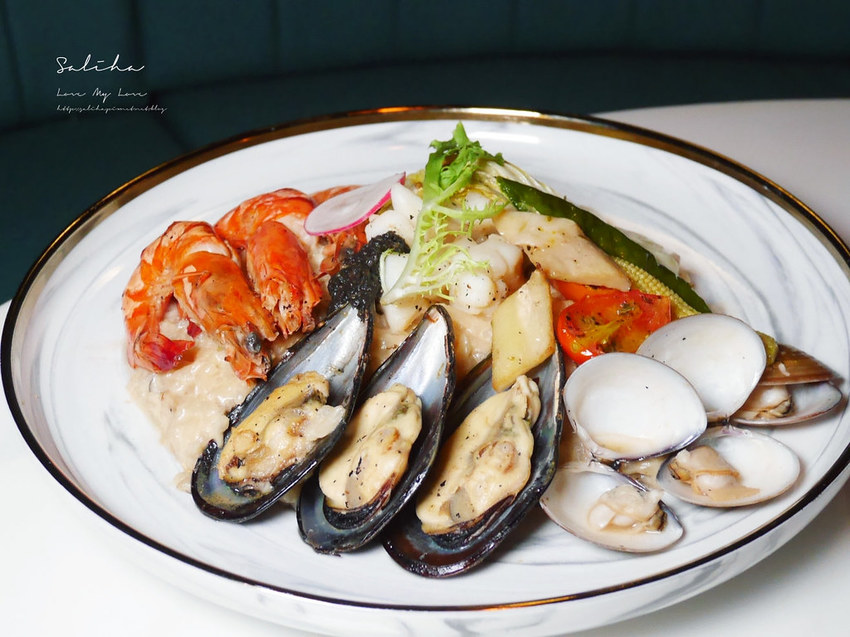台北中山站雙連站林森北路餐廳推薦Leone Restaurant 氣氛浪漫適合約會酒吧調酒好吃海鮮 (1)