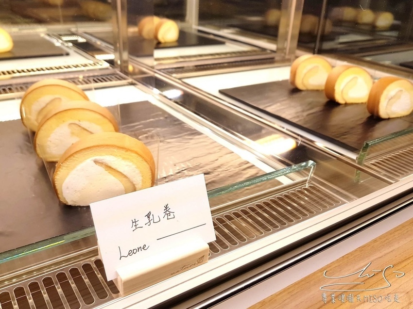 Leone Restaurant%26;Bar (13).jpg