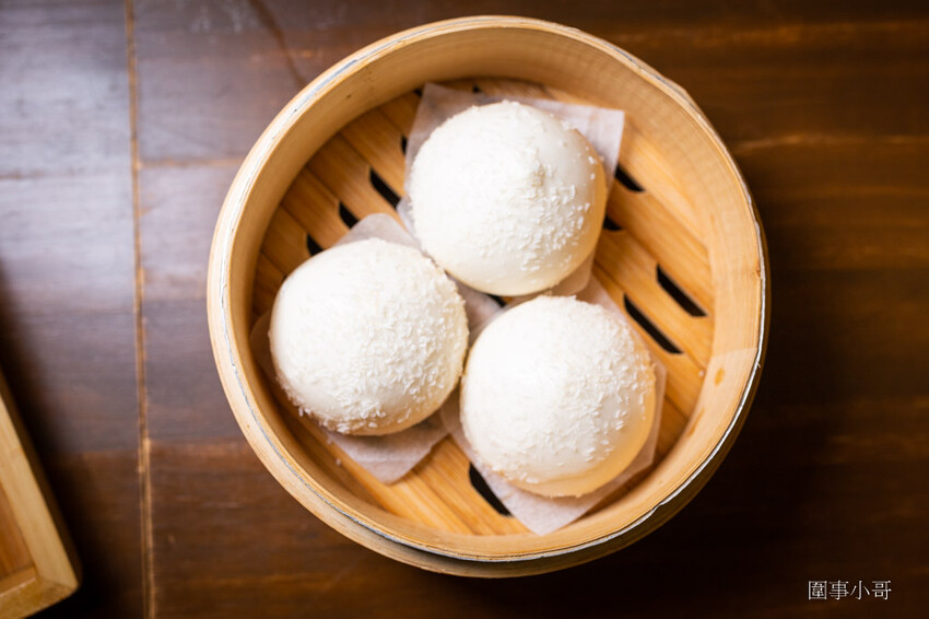 四季湯品港式下午茶開賣啦!不只有純正的香港煲湯,各式港點也不錯呢~再來杯楊枝甘露就太棒囉。(邀約 @圍事小哥的幸福相框 四季湯品港式下午茶開賣啦!不只有純正的香港煲湯,各式港點也不錯呢~再來杯楊枝甘露就太棒囉。(邀約 @圍事小哥的幸福相框