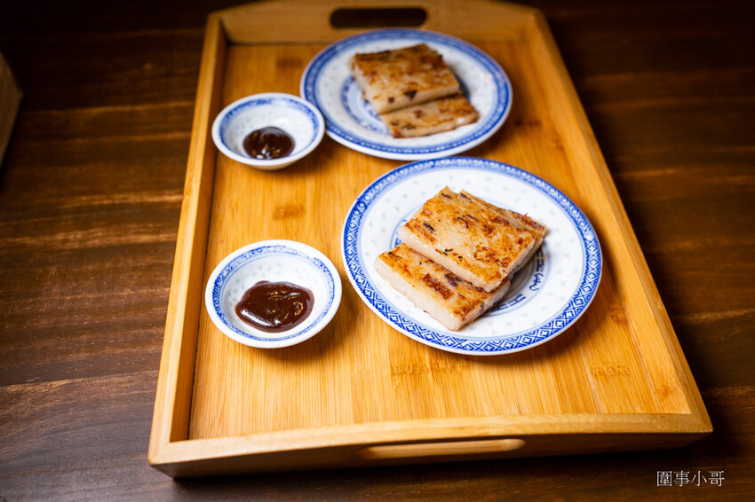 四季湯品港式下午茶開賣啦!不只有純正的香港煲湯,各式港點也不錯呢~再來杯楊枝甘露就太棒囉。(邀約 @圍事小哥的幸福相框 四季湯品港式下午茶開賣啦!不只有純正的香港煲湯,各式港點也不錯呢~再來杯楊枝甘露就太棒囉。(邀約 @圍事小哥的幸福相框