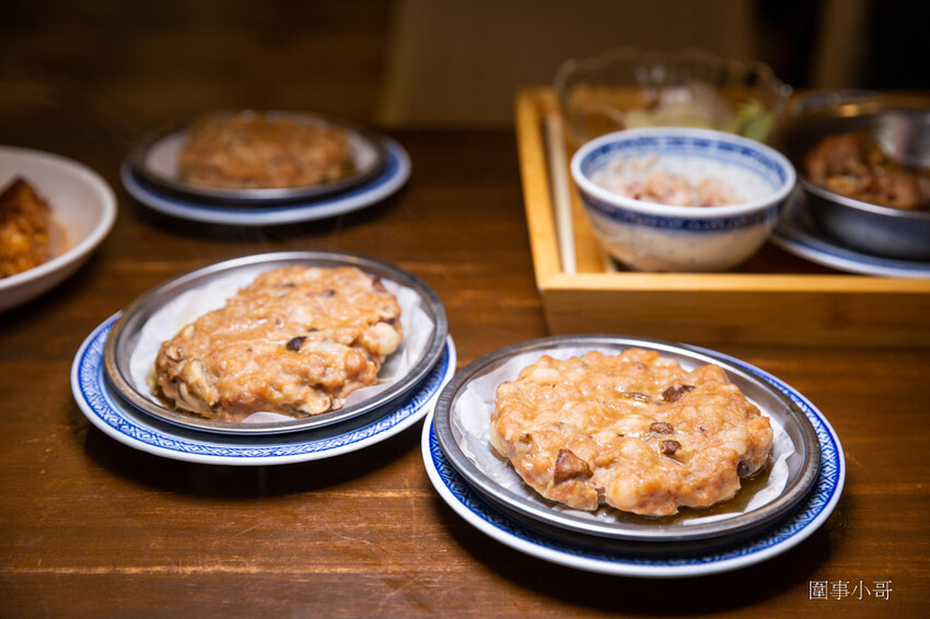 四季湯品港式下午茶開賣啦!不只有純正的香港煲湯,各式港點也不錯呢~再來杯楊枝甘露就太棒囉。(邀約 @圍事小哥的幸福相框 四季湯品港式下午茶開賣啦!不只有純正的香港煲湯,各式港點也不錯呢~再來杯楊枝甘露就太棒囉。(邀約 @圍事小哥的幸福相框