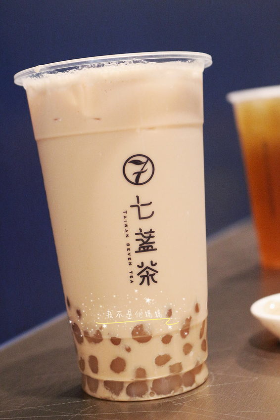七盞茶 Taiwan seventea,七盞燈,台灣茶,台灣茶手搖飲,新莊 台灣茶,文青手搖飲,六甲鮮乳,芋頭珍珠,新莊 珍珠奶茶,新莊 珍奶,手炒黑糖珍珠