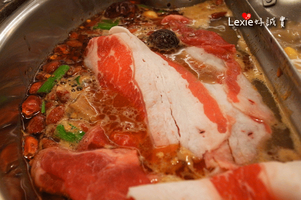 小蒙牛頂級養生麻辣鍋2