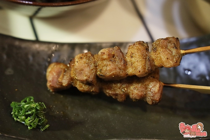【台南美食】台南少見「江湖風味料理」！精緻味美讓人印象深刻，台南晚餐宵夜的好選擇：魚老鐵・烤魚 - 熱血玩台南。跳躍新世界
