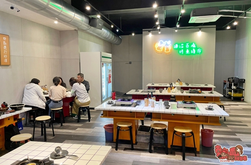 【台南美食】台南少見「江湖風味料理」！精緻味美讓人印象深刻，台南晚餐宵夜的好選擇：魚老鐵・烤魚 - 熱血玩台南。跳躍新世界