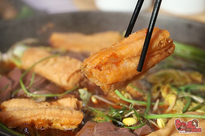 【台南美食】台南少見「江湖風味料理」！精緻味美讓人印象深刻，台南晚餐宵夜的好選擇：魚老鐵・烤魚 - 熱血玩台南。跳躍新世界