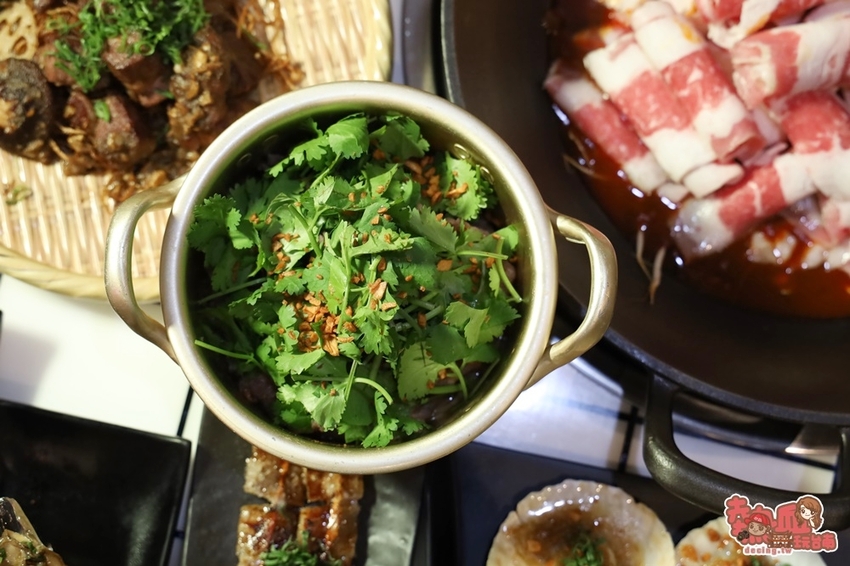 【台南美食】台南少見「江湖風味料理」！精緻味美讓人印象深刻，台南晚餐宵夜的好選擇：魚老鐵・烤魚 - 熱血玩台南。跳躍新世界