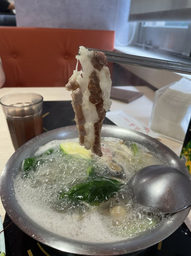 台北市中山區『美食火鍋』犇鱻涮涮鍋,涮起來,,很牛非常牛