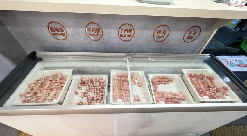 台北市中山區『美食火鍋』犇鱻涮涮鍋,涮起來,,很牛非常牛