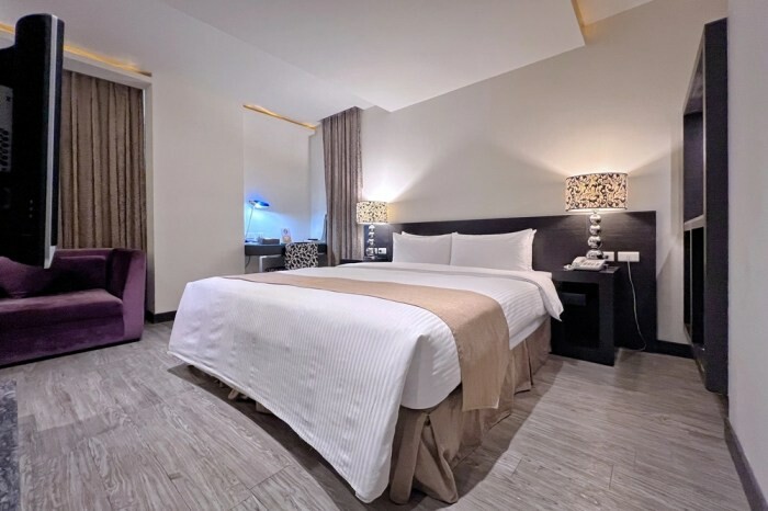 彰化平價美食/員林第一公有市場周圍吃喝走跳，推薦分享員林13間平價小吃美食，讓你從早吃到晚！