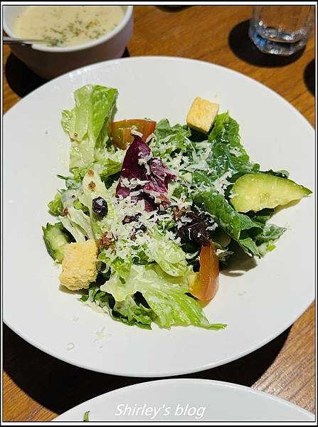 環狀線新北產業園區站 ‧  D'or Cafe 兜咖啡(森林