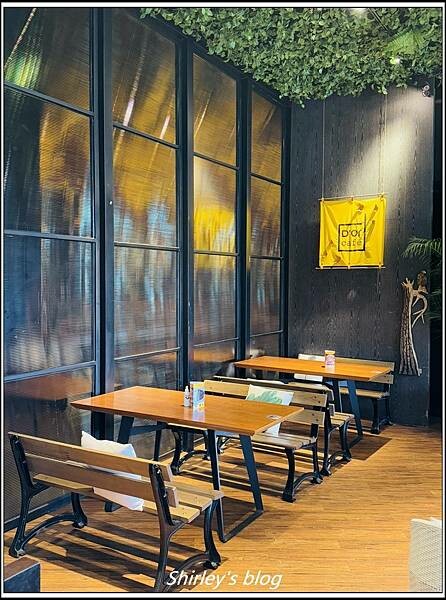 環狀線新北產業園區站 ‧  D'or Cafe 兜咖啡(森林