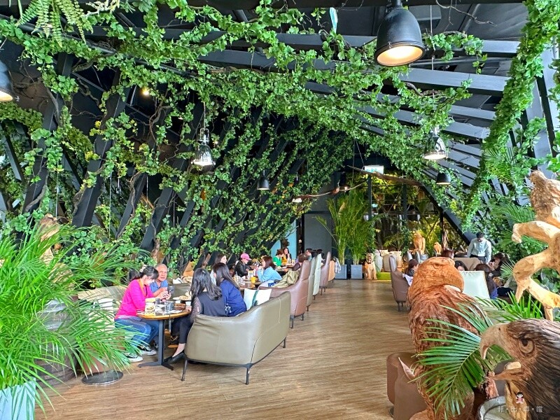 D’or caf’e 兜咖啡 新北最浪漫森林系不限時咖啡廳 懶得上山就來這裡享受森林浴～