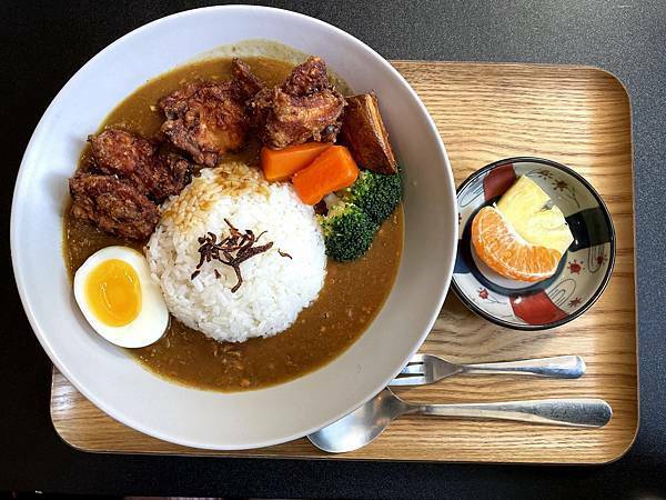 台北中山│羅本家咖哩:日本經典%26;南洋椰香咖哩專賣店