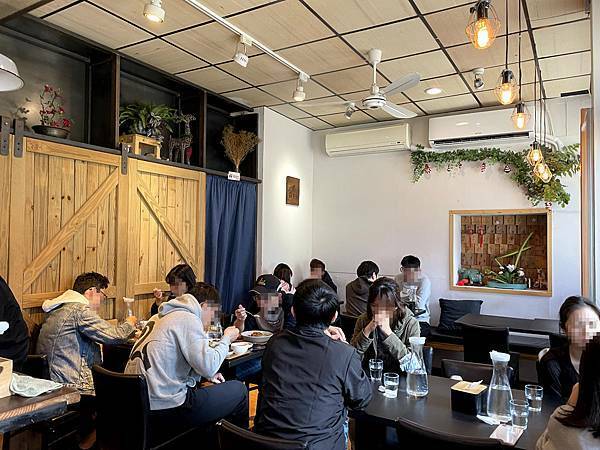 台北中山│羅本家咖哩:日本經典%26;南洋椰香咖哩專賣店