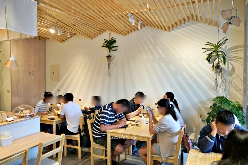 【宜蘭】冬山 滿晴食間 自製杏仁可頌 特色開放飯糰 新開幕冬山質感特色早午餐店推薦 - 水晶安蹄 不務正業過生活