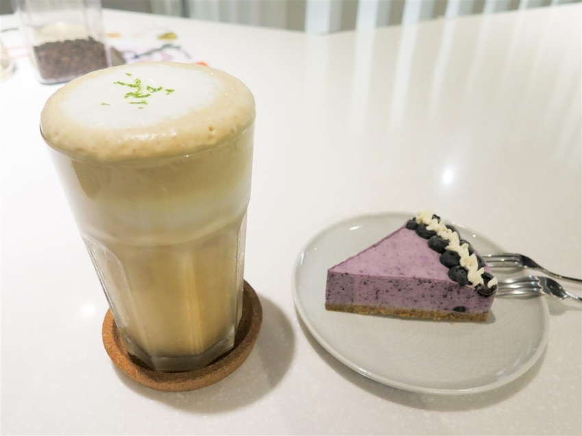 IMG_8196-2.jpg IMG_8196-2.jpg