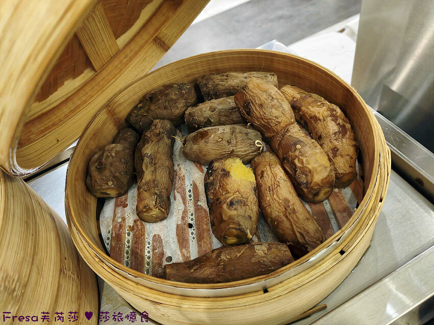 嘉義尊皇大飯店，泳池火鍋吃到飽攻略，享受豪華美食假期。