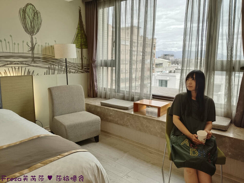 嘉義尊皇大飯店，泳池火鍋吃到飽攻略，享受豪華美食假期。