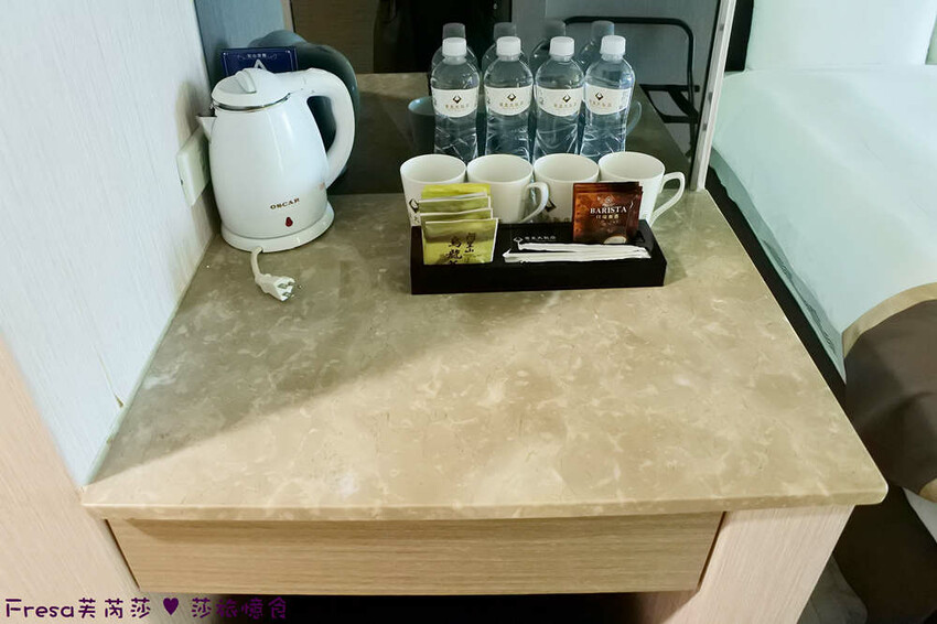 嘉義市西區嘉義飯店【尊皇大飯店】頂樓星空泳池＋月光酒吧＋嚮鍋火鍋吃到飽＋迎賓汽水免費暢飲.渡假放鬆玩一天│嘉義住宿│親子飯店