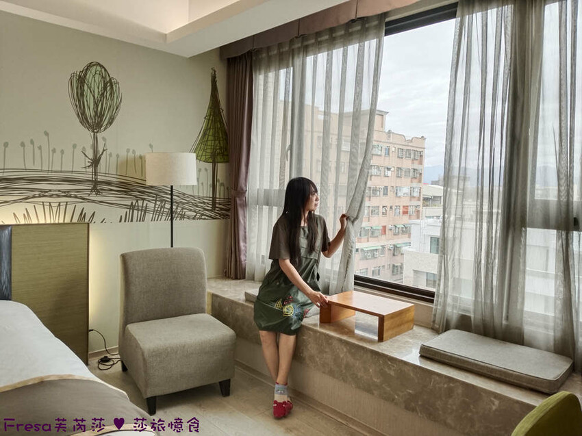 嘉義市西區嘉義飯店【尊皇大飯店】頂樓星空泳池＋月光酒吧＋嚮鍋火鍋吃到飽＋迎賓汽水免費暢飲.渡假放鬆玩一天│嘉義住宿│親子飯店