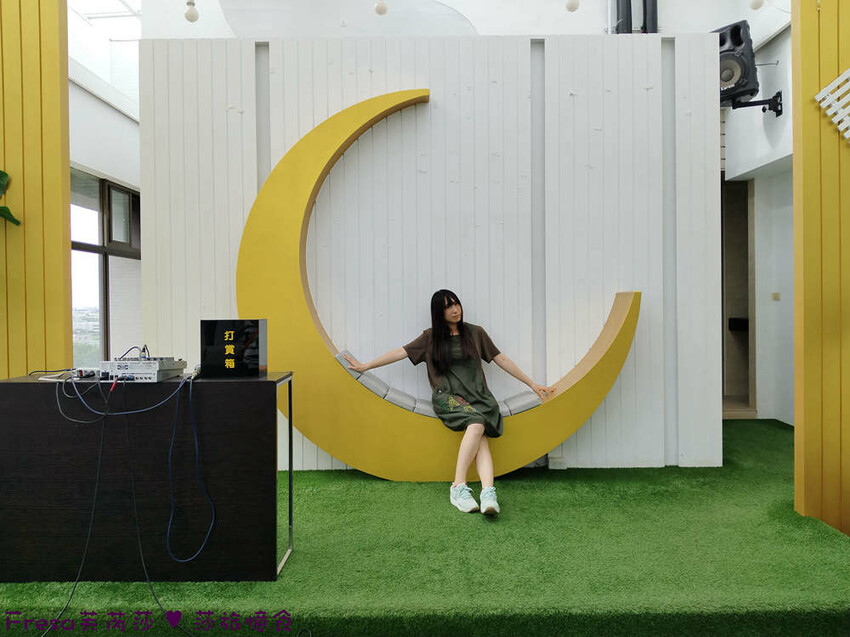 嘉義市西區嘉義飯店【尊皇大飯店】頂樓星空泳池＋月光酒吧＋嚮鍋火鍋吃到飽＋迎賓汽水免費暢飲.渡假放鬆玩一天│嘉義住宿│親子飯店