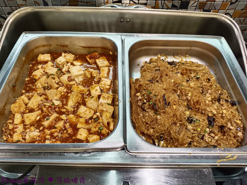 嘉義尊皇大飯店，泳池火鍋吃到飽攻略，享受豪華美食假期。