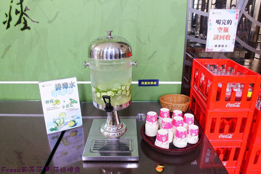 嘉義尊皇大飯店，泳池火鍋吃到飽攻略，享受豪華美食假期。