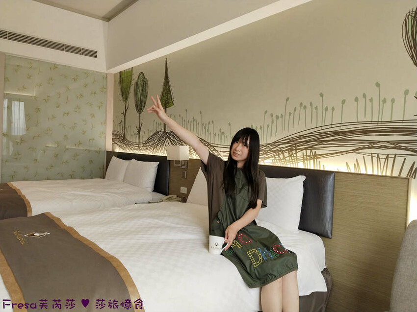 嘉義市西區嘉義飯店【尊皇大飯店】頂樓星空泳池＋月光酒吧＋嚮鍋火鍋吃到飽＋迎賓汽水免費暢飲.渡假放鬆玩一天│嘉義住宿│親子飯店